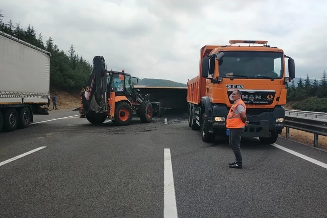 Bolu Dağı Tüneli'nde kaza! İstanbul istikameti trafiğe kapandı!
