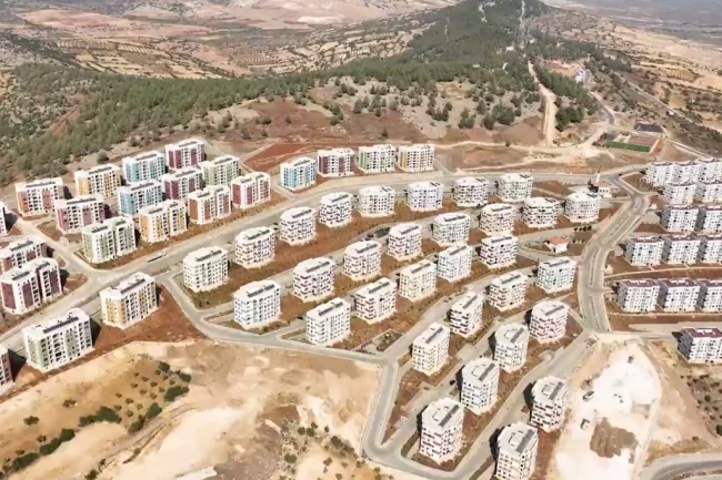 Asrın inşa seferberliği sürüyor... Deprem bölgesi yeniden ayağa kalkıyor
