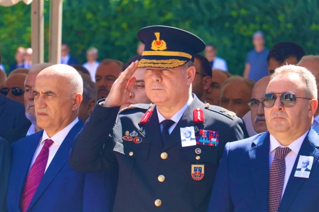 Tuğgeneral Tataroğlu, Celal Bayar'ı anma törenine katıldı