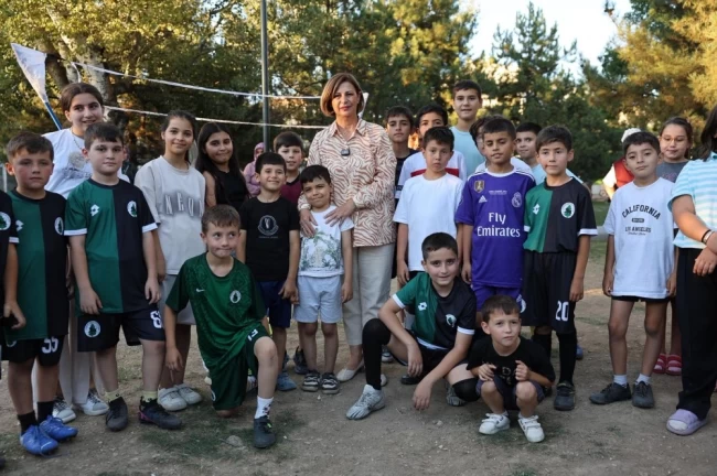 Eskişehir'de çocuklar için renkli şenlik