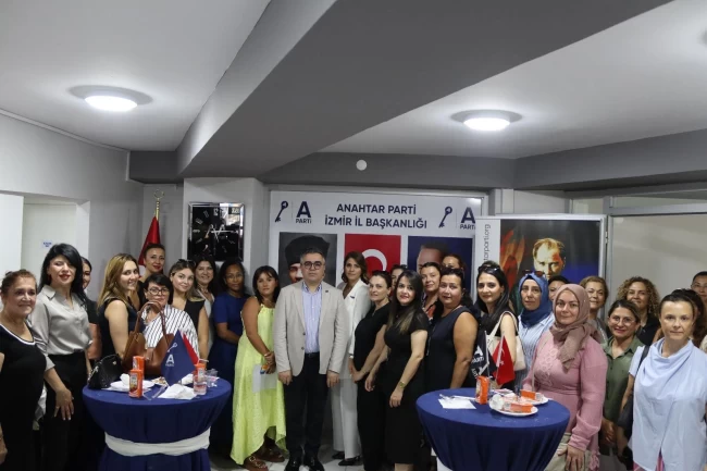İzmir'de kadınlar birlikte güçleniyor!
