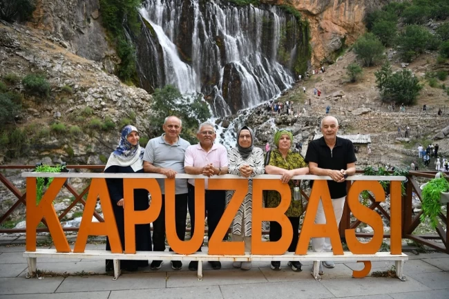 Kayseri Büyükşehir'den Yahyalı'ya özel mesai