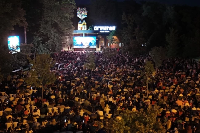 Kocaeli'de Ormanya gece sinemasına rekor katılım