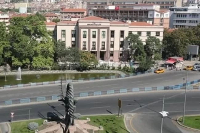Ankara-Niğde otoyolunda ters yönde giden sürücü yakalandı