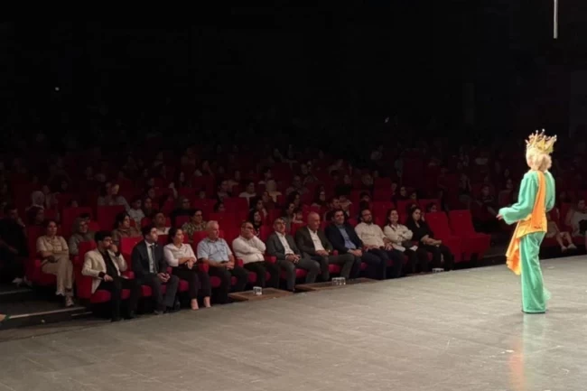 Küçük Prens'e Çayırova'da büyük ilgi