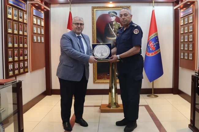 Milletvekili Eldemir'den Bilecik İl Jandarma Komutanı Vanlı'ya ziyaret
