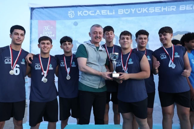 Kocaeli'de plaj şenlikleri coşkuyla başladı
