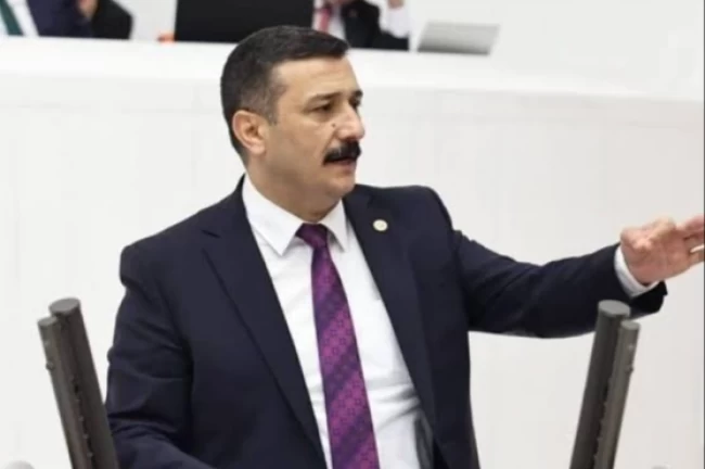 İYİ Partili Türkoğlu'ndan nakliyeci esnafı için çifte önerge
