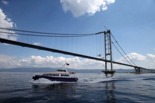 Limanlar Yönetmeliği'ne ince ayar... Osmangazi Köprüsü'nden geçiş kuralları güncellendi