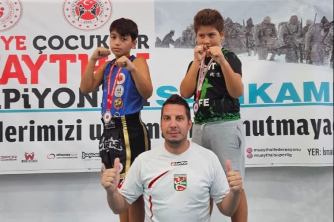 Bostanlıspor'a Kars'tan 2 madalya geldi