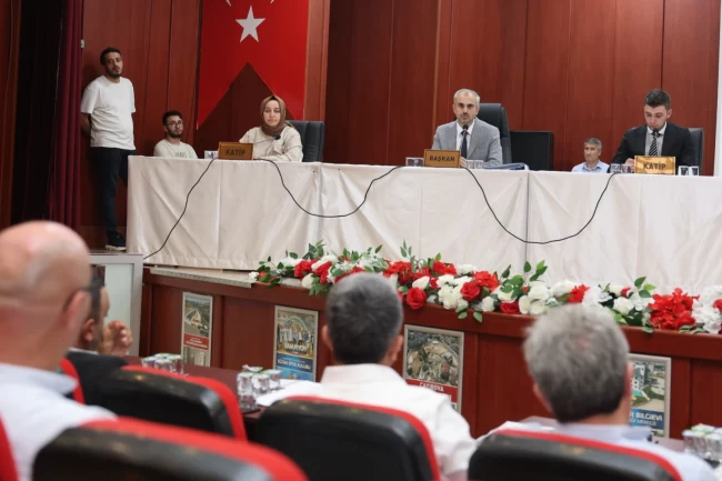 Kocaeli Çayırova'da asfalt robotu için oy birliği sağlandı