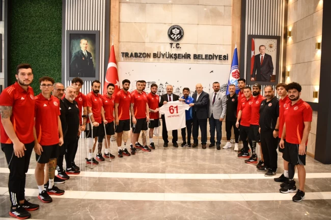 Ampute Milli Takımı'ndan Büyükşehir'e ziyaret