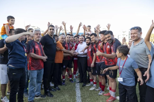 "Mersin'de süper kupa coşkusu: Zafer Ayvagediği'nin