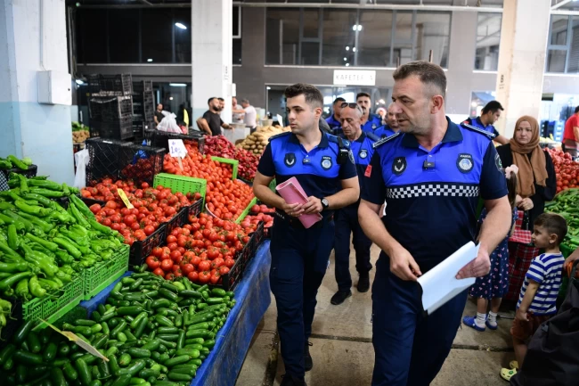 Kocaeli Çayırova Zabıtası'ndan pazar denetimi