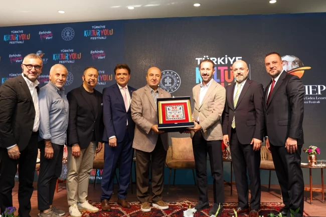 GastroANTEP'te gastronomi ve hizmet ihracatı paneli