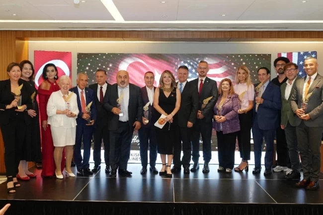 KGK'dan ABD'de tarihi adım... New York'ta Türk-Amerikan medya dostluk gecesi