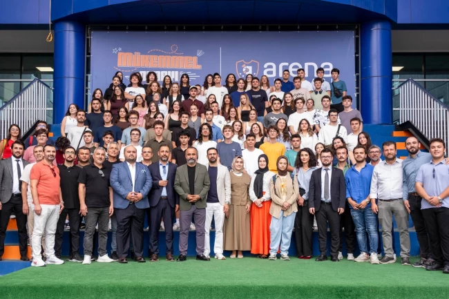 Bursa'da Arena mezunları geleneksel pilav gününde buluştu