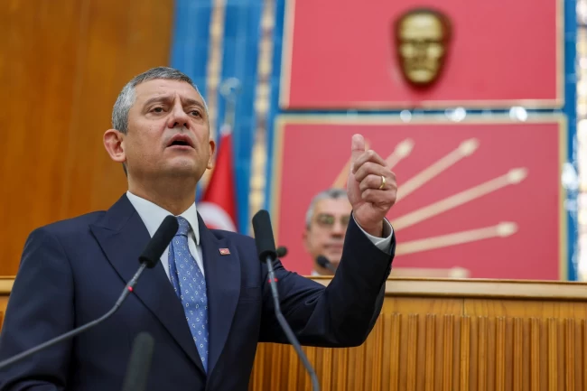 CHP lideri Özel'den komisyon eleştirisi