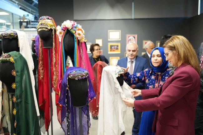 Kocaeli'de yerel renkler sergide hayat buldu