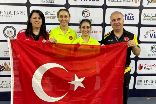 Milli formayla masa tenisinde Dünya Şampiyonluğu