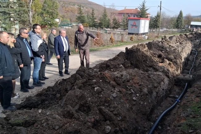 Bozüyük'te içme suyu müjdesi... Muratdere'ye 4 bin 500 metrelik yeni hat