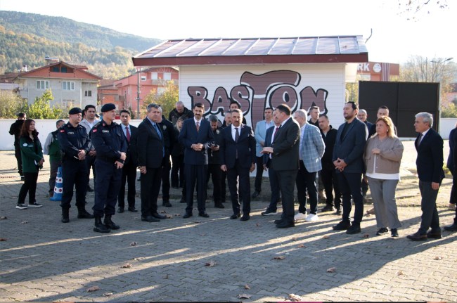 Baston Park’ta Yenileme Ve Düzenleme Çalışmaları Başladı