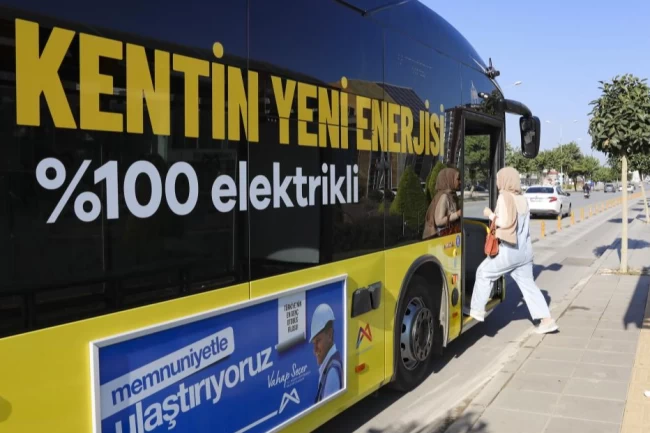 Mersin'de toplu taşımaya elektrikli dokunuş