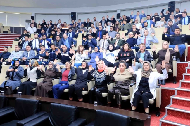 Konya Karatay'da personel için 'Ergonomi' eğitimi düzenlendi