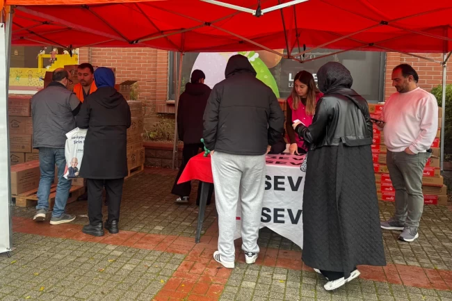 LÖSEV mutlu et paketlerini ulaştırmaya İstanbul'da devam ediyor!