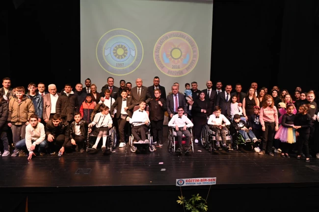 Bozüyük'te 3 Aralık farkındalığı