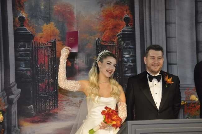 Görkemli düğün mutluluk saçtı