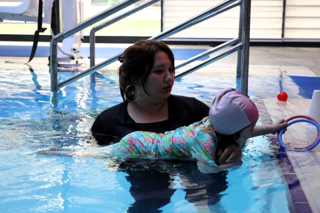 Gonca'da hidroterapi tedavisi hayatları değiştiriyor... Suyun gücüyle rehabilitasyon