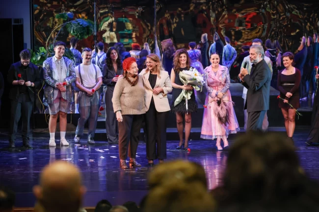 İstanbul Bakırköy'de "Çirkin"e görkemli gala