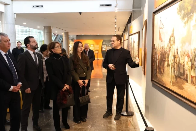 Bakan Bolkvadze Bursa'da Panorama 1326'yı gezdi