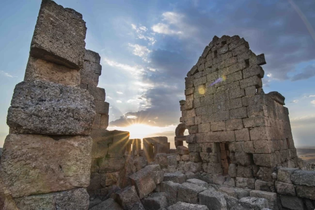 UNESCO'da Türkiye'nin varlık sayısı artıyor! Zerzevan Kalesi ve Mithraeum 2026'da değerlendirilecek