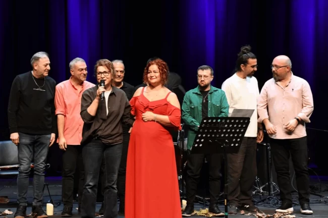 Balıkesir'de Sezen Aksu şarkılarıyla unutulmaz gece