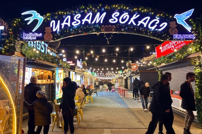 İstanbul Beylikdüzü'nde kış festivali başladı