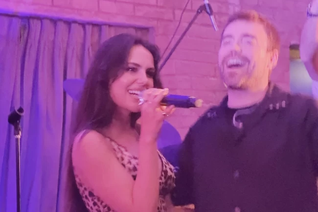 Murat Dalkılıç'tan Boop Kuruçeşme'de unutulmaz gece... Sevgiliyle düet