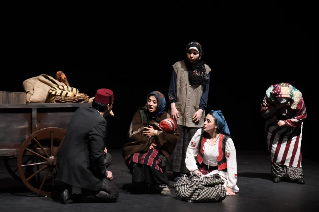 Trabzon'da ‘Muhacirlik' oyunu prömiyer yaptı