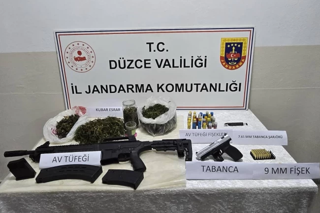 Düzce Gölyaka'da uyuşturucu ve silah operasyonu