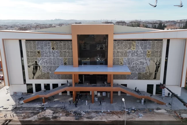 Gaziantep'de Kamil Ocak Spor Salonu 'Gazi Oyunları' ile kapılarını açıyor