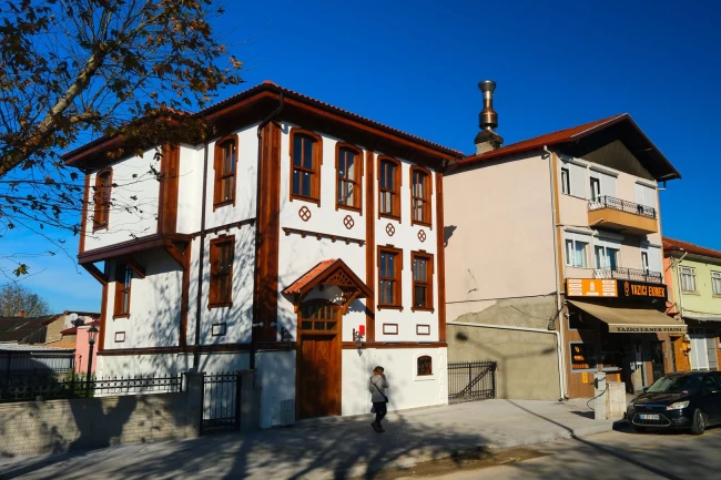 Sakarya'da 100 yıllık tarihe ışık olacak konak