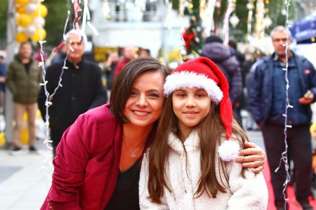 İzmir Karabağlar'da 2026'ya umut dolu merhaba