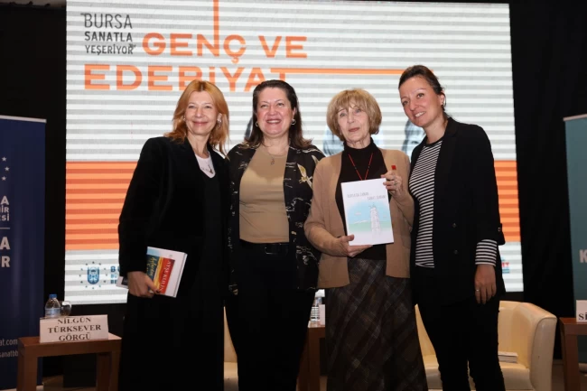 Ayşe Kulin'den Bursalı gençlere hayat dersleri