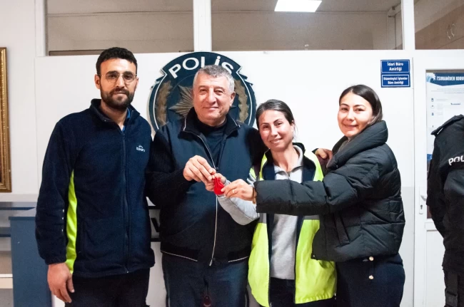 İzmir'de Güzelbahçe Belediyesi'ni gururlandıran davranış