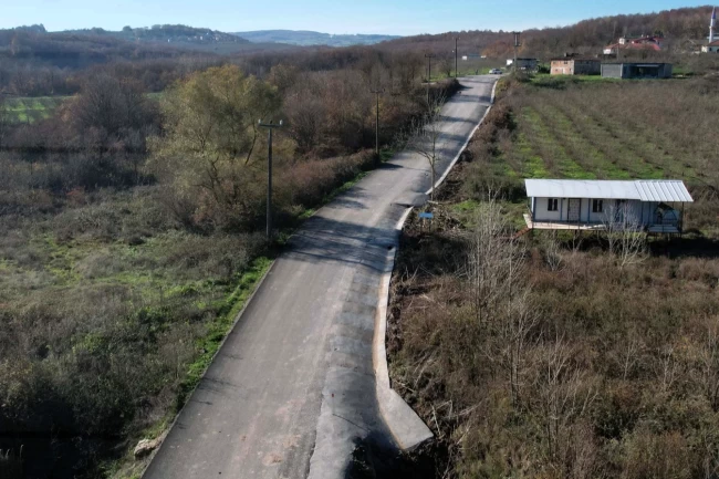 Kocaeli'de Kandıra Erikli Beyceğiz'e 3 kilometrelik yol