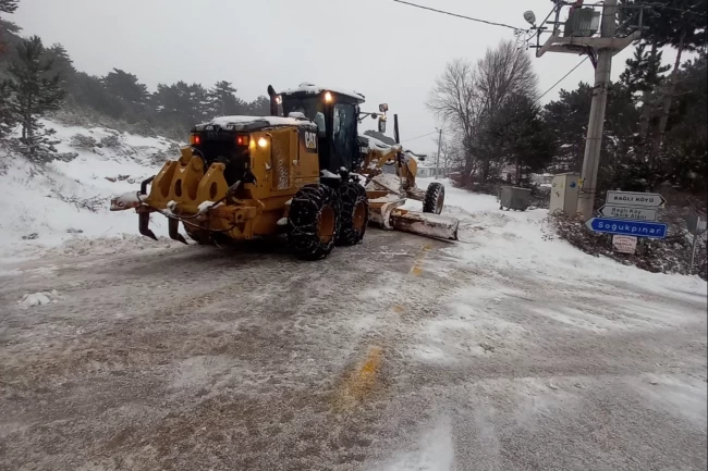 Osmangazi'de karla mücadele seferberliği