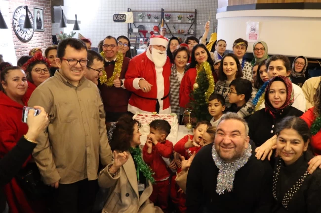 Kocaeli'de özel çocuklar için yeni yıl coşkusu