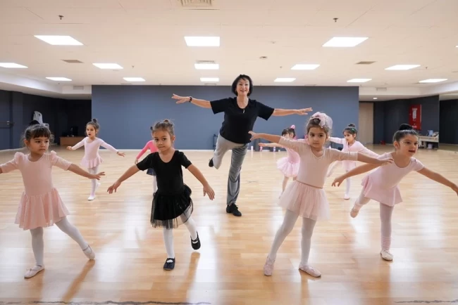 İstanbul Maltepe'de kültür- sanat kurslarıyla sanat her kesime ulaşıyor