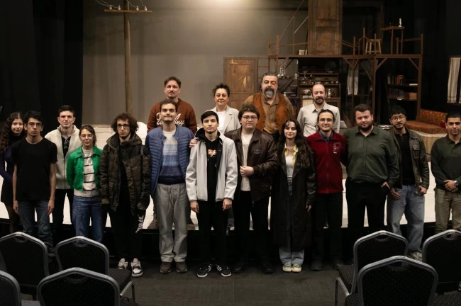 İzBBŞT gençlerle sahnede buluştu